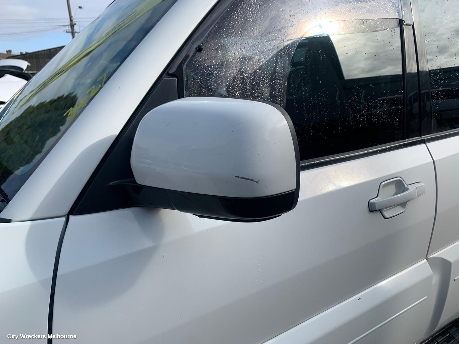 MITSUBISHI PAJERO RIGHT FRONT DOOR WINDOW, NS-NX, 5DR WAGON, 11/2006 ONWARDS - Image 3