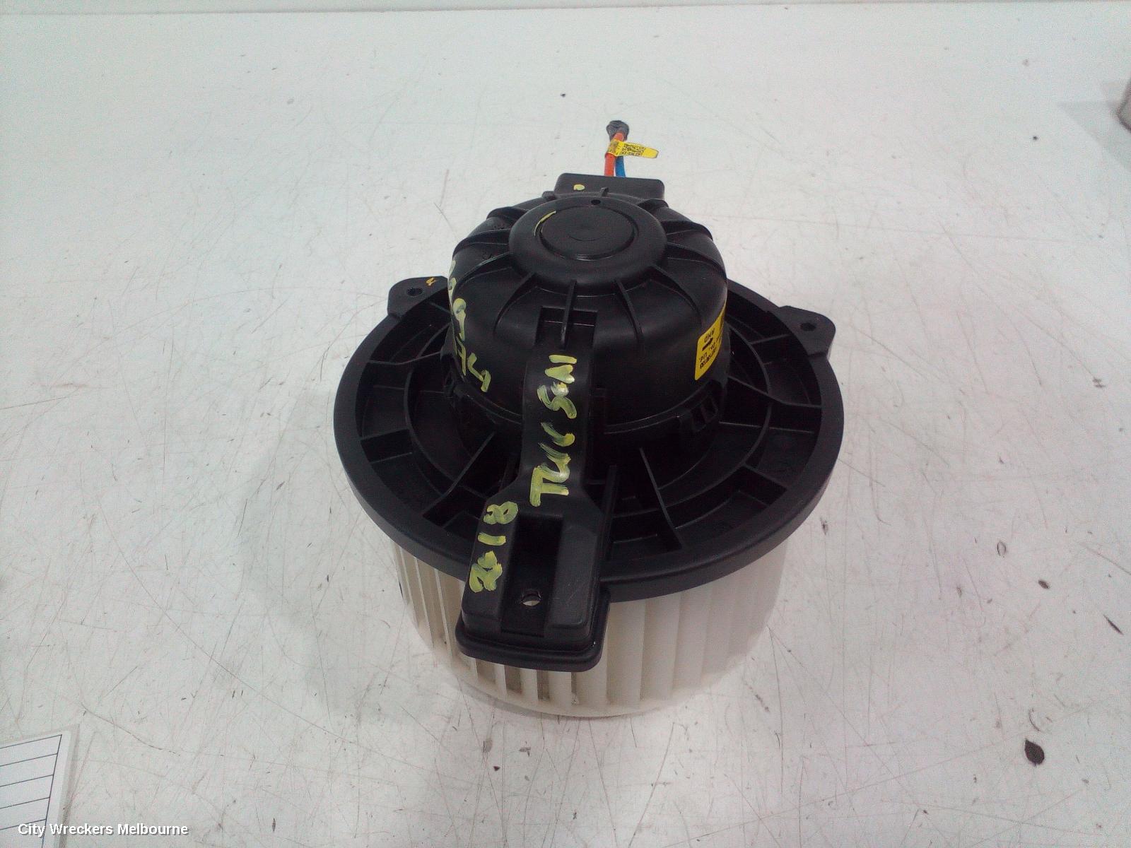 HYUNDAI TUCSON HEATER FAN MOTOR, TL, NON CLIMATE CONTROL TYPE, 07/2015 - 01/2021 - Image 1