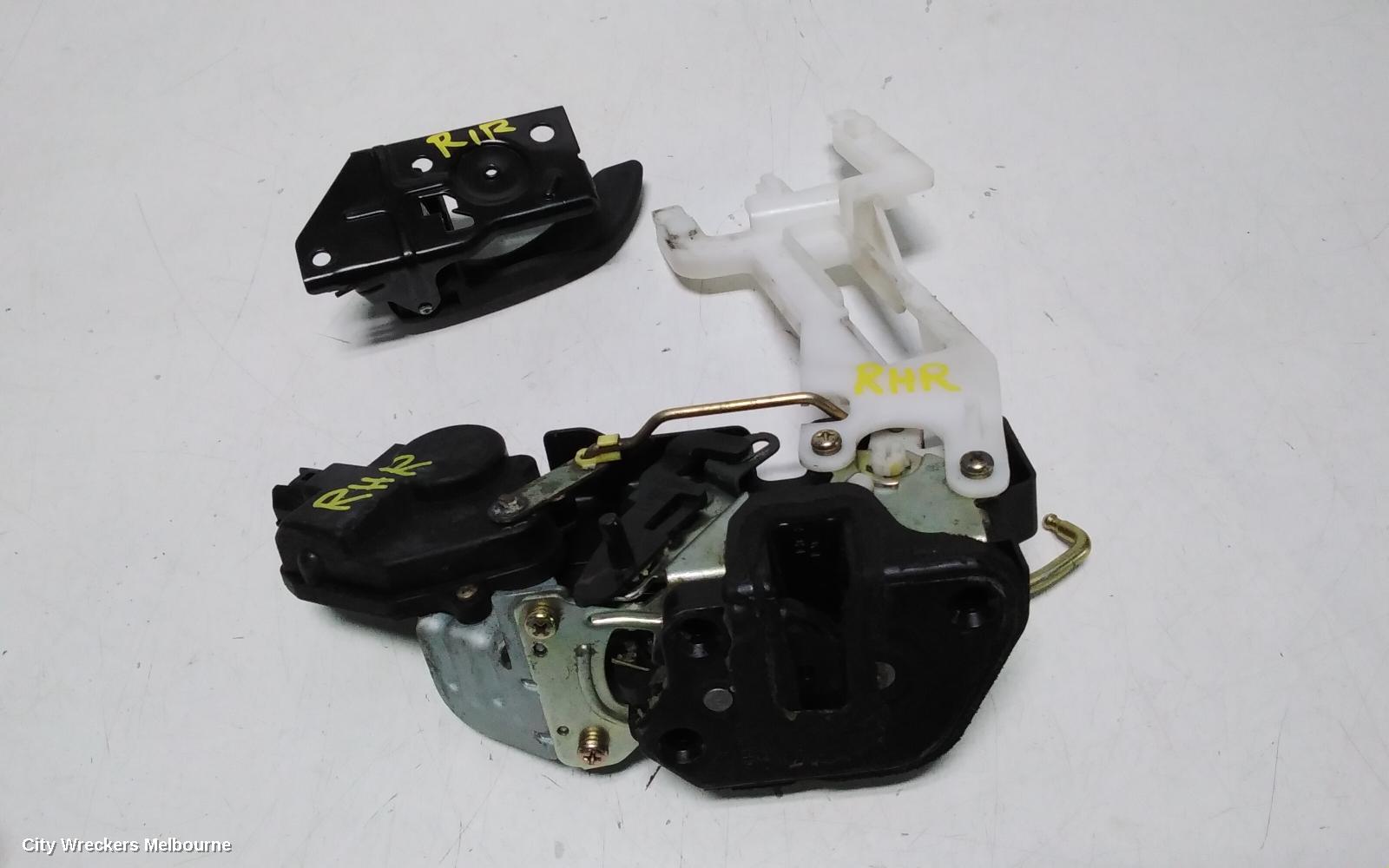 HYUNDAI SANTA FE DOOR/BOOT/GATE LOCK, RIGHT REAR DOOR LOCK, SM, 11/2000 - 11/2005 - Image 3
