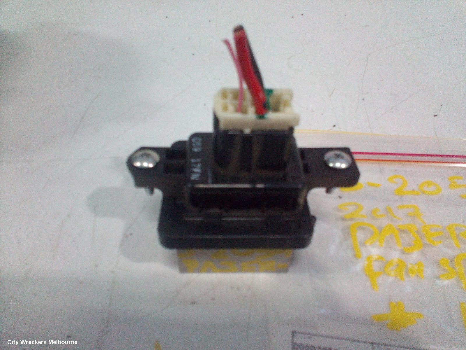 MITSUBISHI PAJERO FAN SPEED RESISTOR, QE, PAJERO SPORT, 10/2015 ONWARDS - Image 2