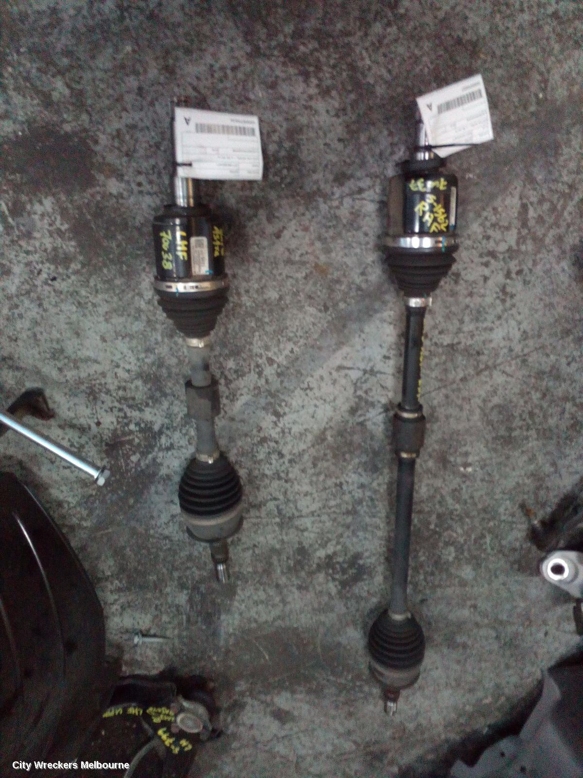 HOLDEN ASTRA RIGHT DRIVESHAFT, AUTO T/M, PETROL, 1.4, BK, 09/2016 ONWARDS - Image 3