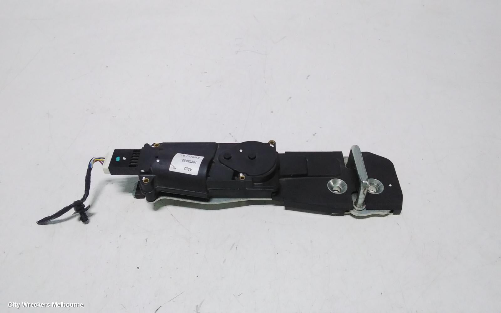 MG HS DOOR/BOOT/GATE LOCK, TAILGATE LOCK, SAS23, 09/2019 ONWARDS - Image 1