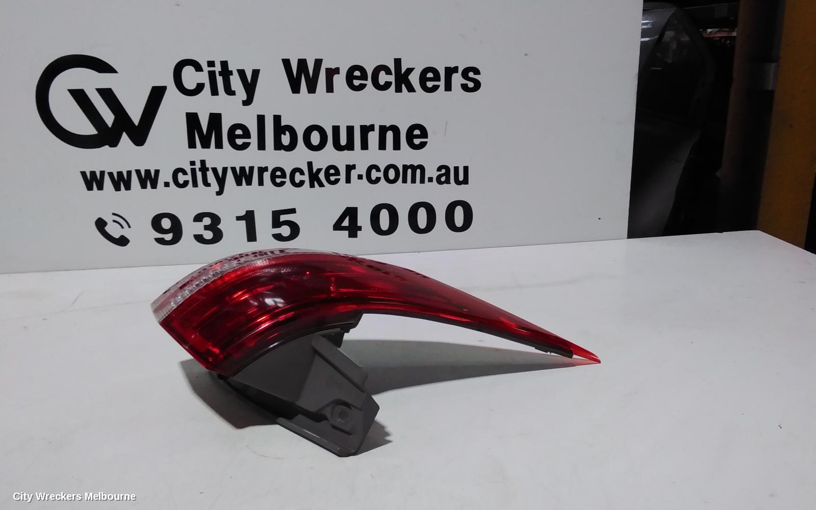 TOYOTA ESTIMA LEFT TAILLIGHT, XR50, RED/CLEAR, LENS# 28-193, 05-19 (IMPORT) - Image 2