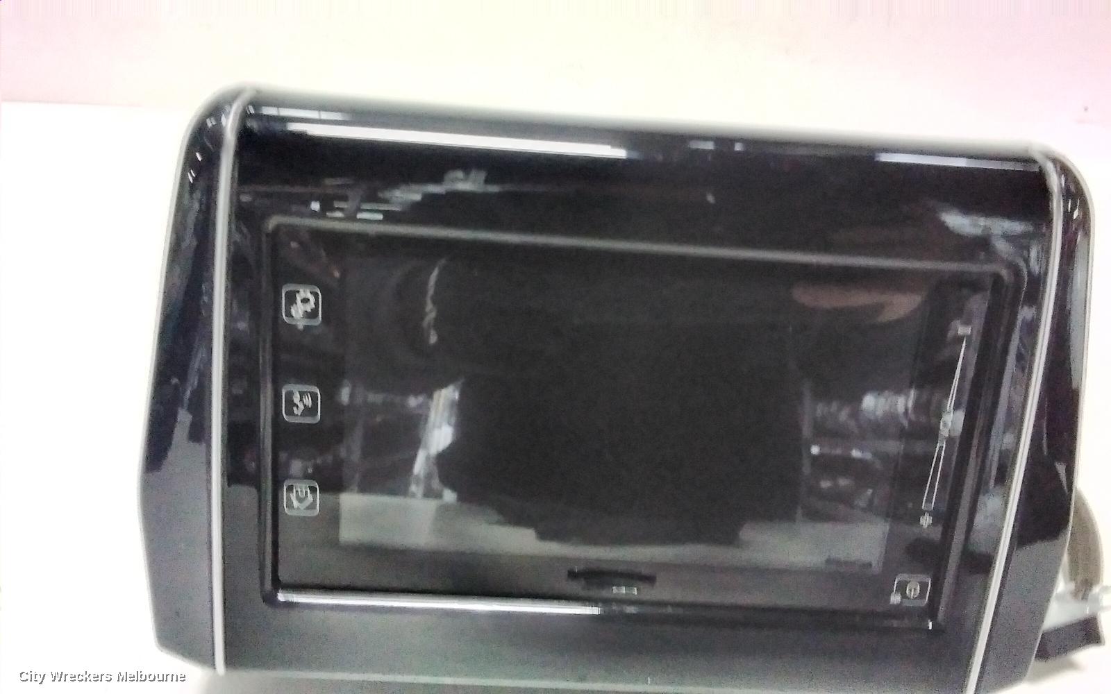 SUZUKI SWIFT RADIO/CD/DVD/SAT/TV, HEAD UNIT, W/ DISPLAY UNIT, 7IN TOUCHSCREEN, W/ BLUETOOTH TYPE, BOSCH, AZ, 04/2017 - 11/2023 - Image 2