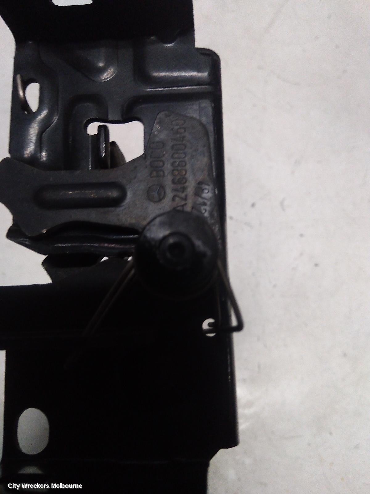 MERCEDES CLA CLASS BONNET LOCK/SUPPORT, C117, 10/2013 - 02/2019 - Image 3