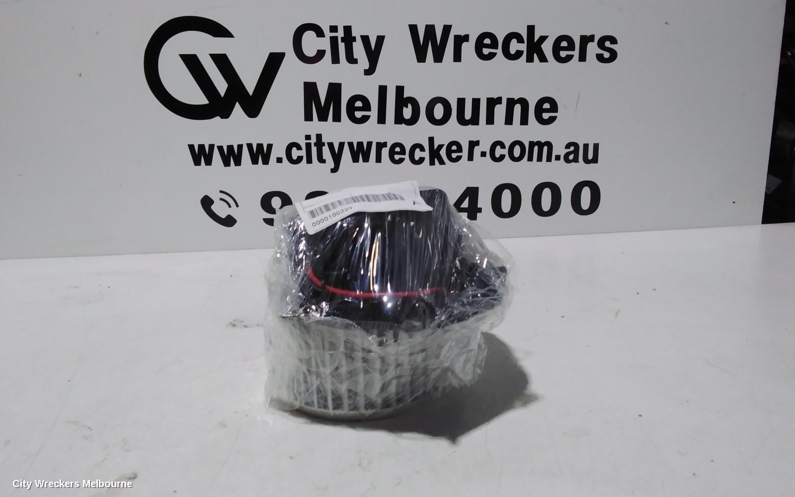 VOLKSWAGEN TRANSPORTER HEATER FAN MOTOR, NON CLIMATE CONTROL TYPE, T6, 07/2015 ONWARDS - Image 1