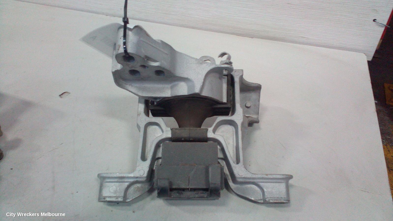 MAZDA CX3 MOUNT, DK, 03/2015 ONWARDS - Image 2