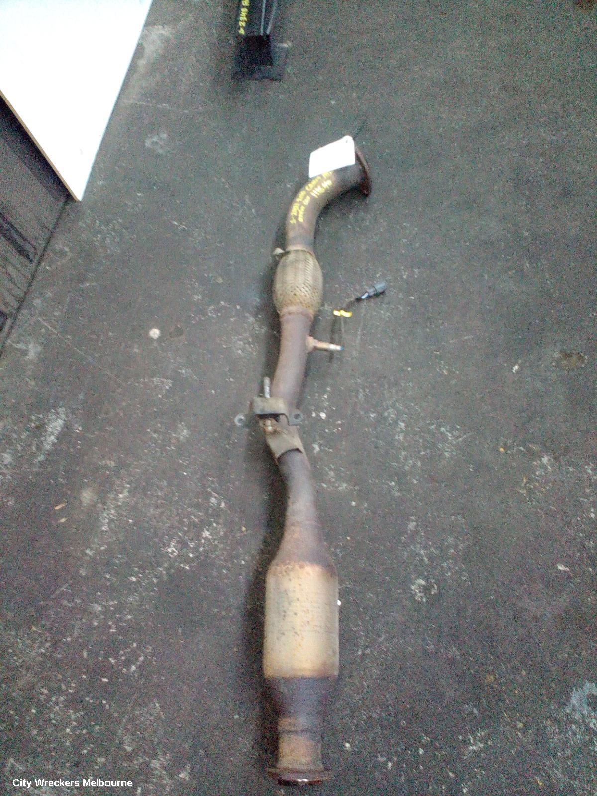 TOYOTA CAMRY CATALYTIC CONVERTER, UNDER CAR-CAT TYPE, 2.4, PETROL, AHV40, HYBRID, 12/2009 - 11/2011 - Image 2