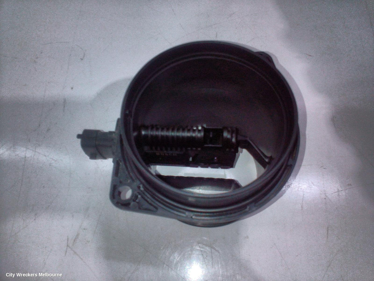 LAND ROVER RANGEROVER SPORT AIR FLOW METER, 3.0, DIESEL, SINGLE TURBO, L494, 12/2014 - 04/2022 - Image 2