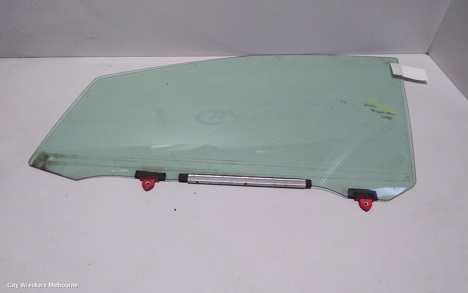 TOYOTA ESTIMA LEFT FRONT DOOR WINDOW, XR50, 05-19 - Image 2