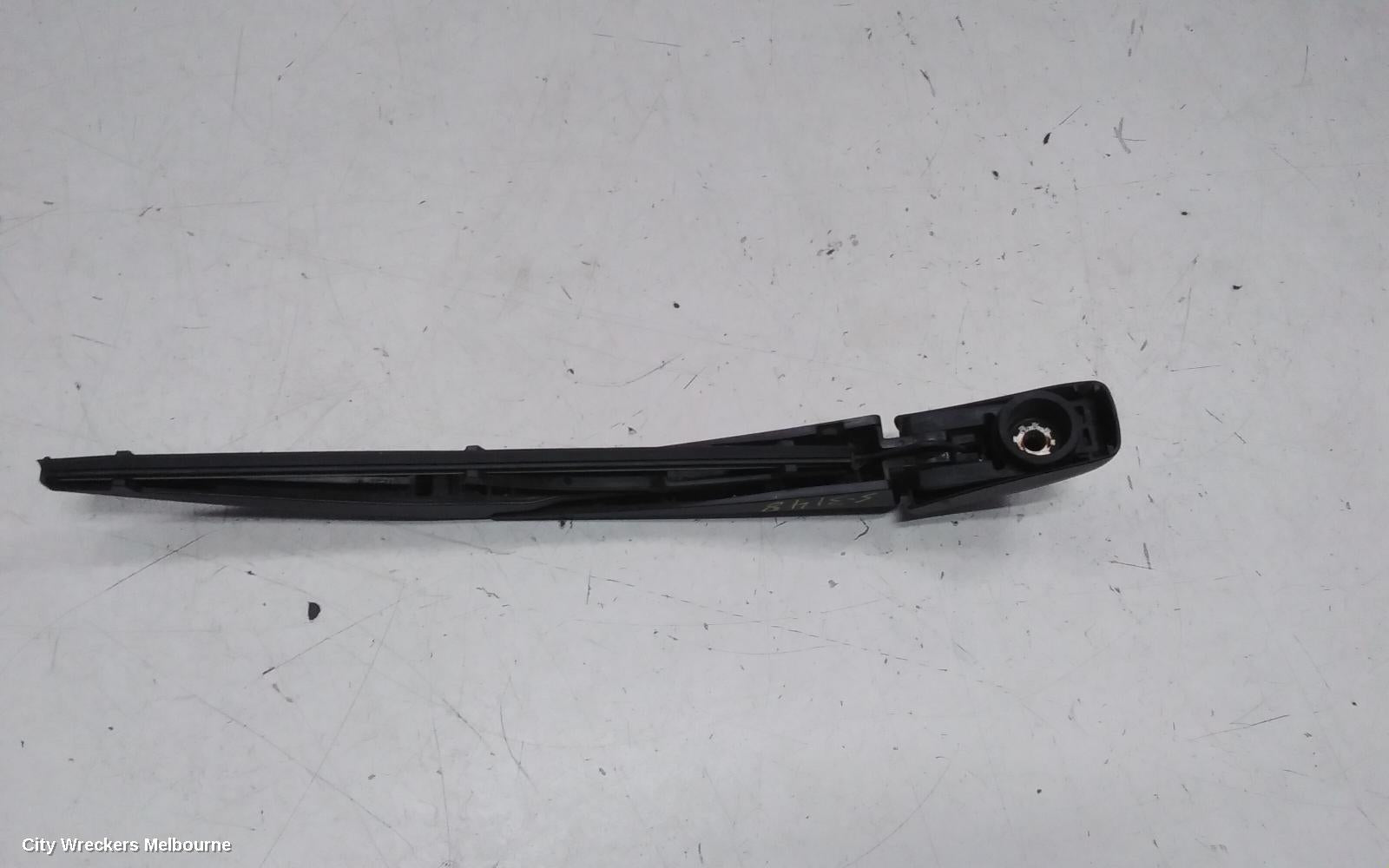 SUZUKI SWIFT WIPER ARM, TAILGATE, AZ, 04/2017 - 11/2023 - Image 3