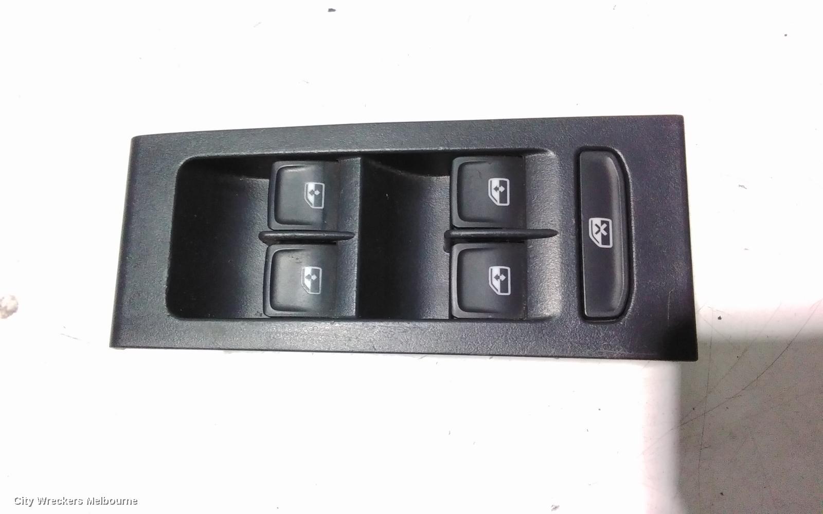 SKODA RAPID PWR DR WIND SWITCH, RH FRONT (MASTER SWITCH), NH, 05/2014 - 02/2017 - Image 3