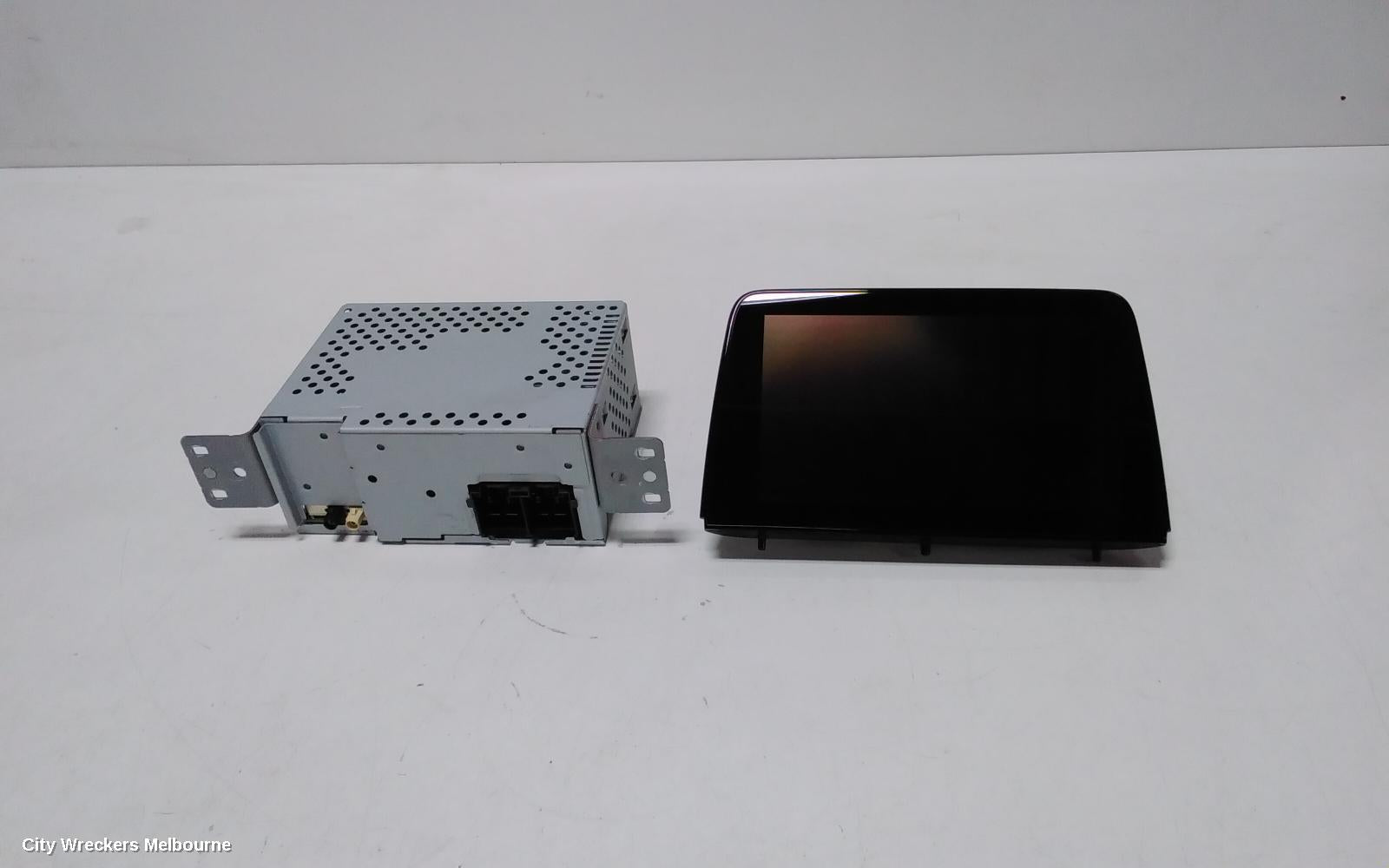 FORD FOCUS RADIO/CD/DVD/SAT/TV, 8IN TOUCHSCREEN, W/ SAT NAV, SA, 10/2018 ONWARDS - Image 1