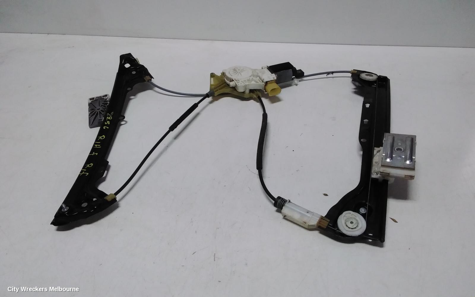 BMW 3 SERIES RIGHT FRONT WINDOW REG/MOTOR, E92/E93, COUPE/CABRIO, 08/2006 - 09/2013 - Image 2