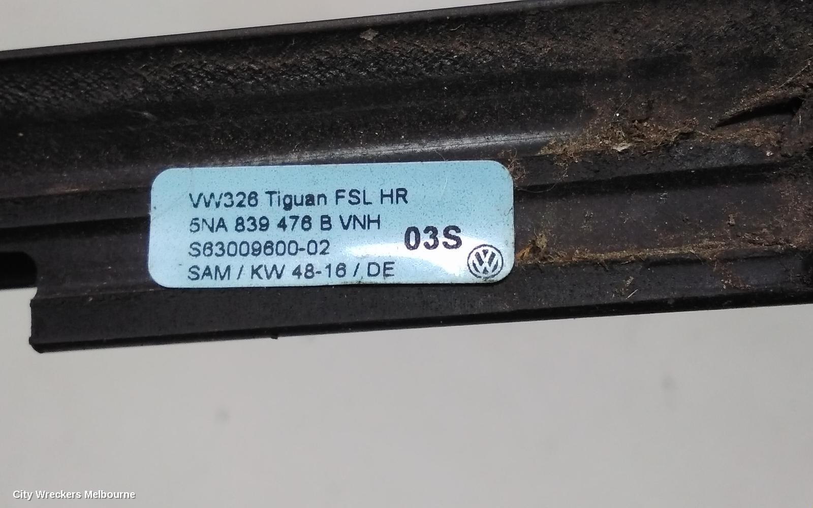 VOLKSWAGEN TIGUAN DOOR MOULD, RHR DOOR MOULD: 74031, 5NA, 06/2016 - 02/2024 - Image 3