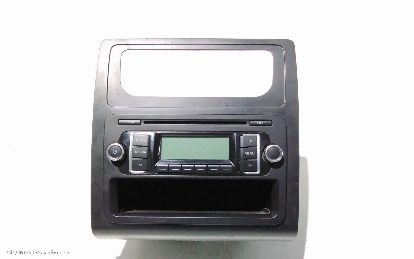 VOLKSWAGEN CADDY RADIO/CD/DVD/SAT/TV, CD PLAYER (RCD210), 2K, 08/2010 - 06/2015 - Image 2