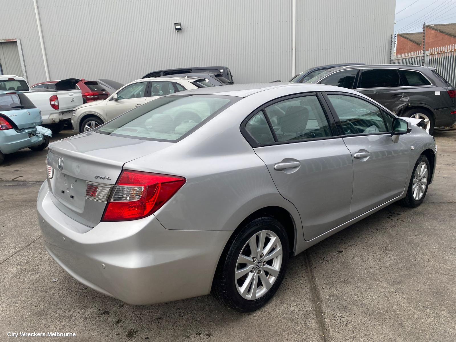 HONDA CIVIC RIGHT TAILLIGHT, 9TH GEN, SEDAN (VIN JHMFB/MRHFB), NON HYBRID, 02/2012 - 04/2016 - Image 3