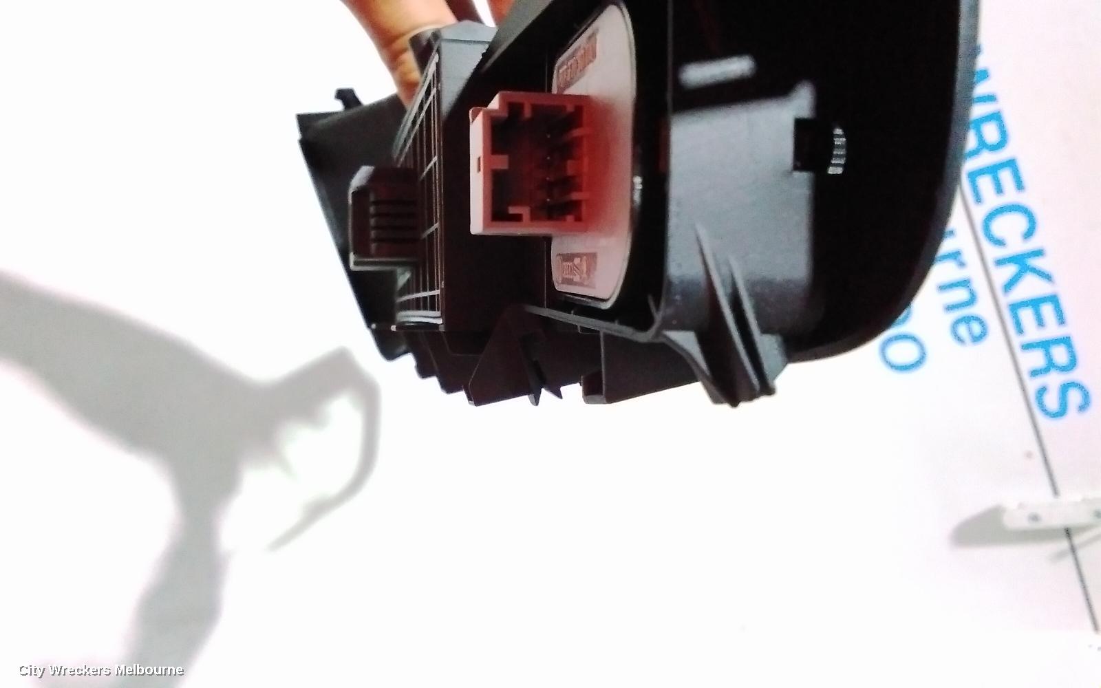 AUDI A4 PWR DR WIND SWITCH, RH FRONT (MASTER SWITCH), B8 8K, 02/2008 - 06/2012 - Image 3