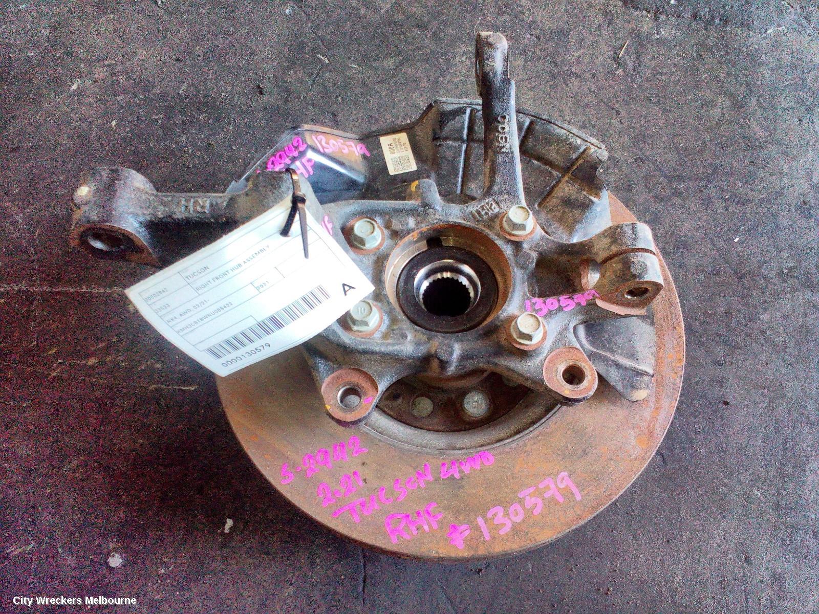 HYUNDAI TUCSON RIGHT FRONT HUB ASSEMBLY, NX4, AWD, 02/2021 ONWARDS - Image 2