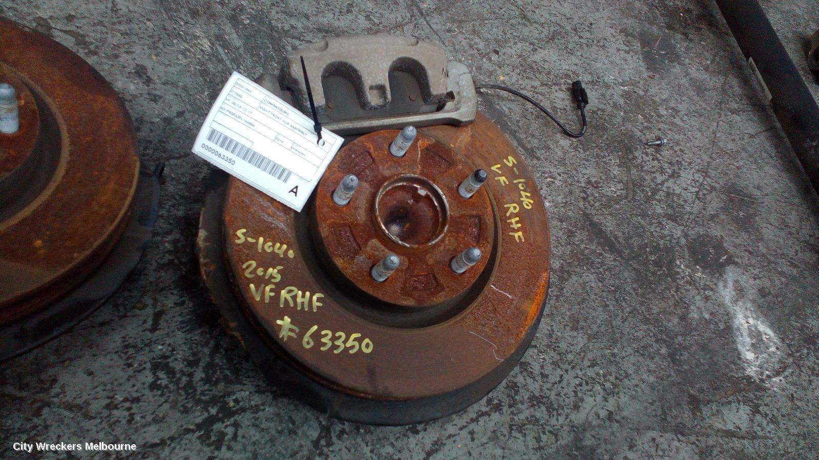 HOLDEN COMMODORE RIGHT FRONT HUB ASSEMBLY, VF, 05/2013 - 12/2017 - Image 1