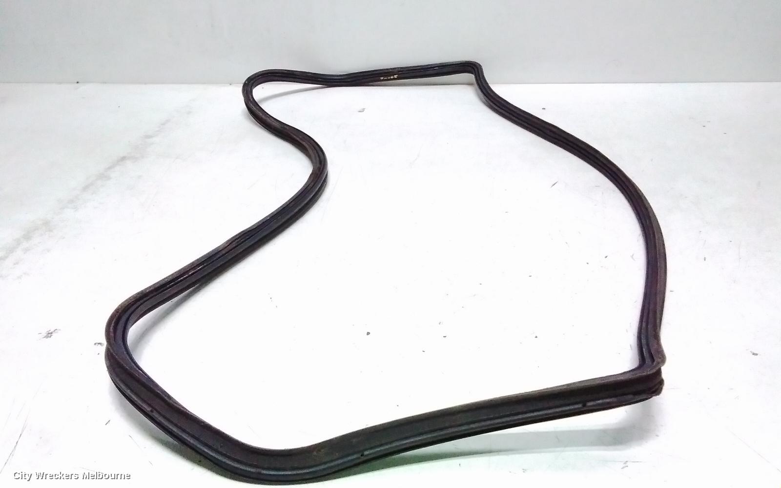 HONDA ACCORD SEAL, TAILGATE RUBBER SEAL : 145991 - Image 3