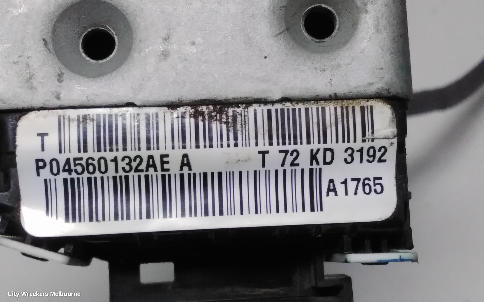 JEEP GRANDCHEROKEE DOOR/BOOT/GATE LOCK, RIGHT FRONT DOOR LOCK, WK, 10/2010 ONWARDS - Image 3
