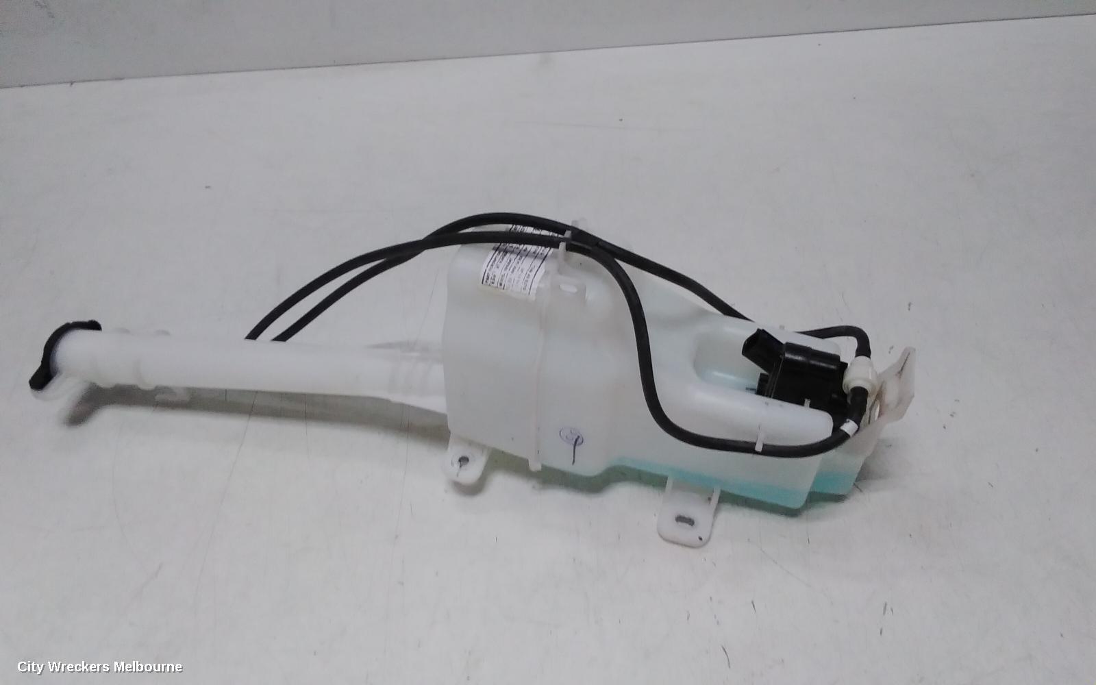 MAHINDRA XUV700 WASHER BOTTLE, W601, 01/2023 ONWARDS - Image 2