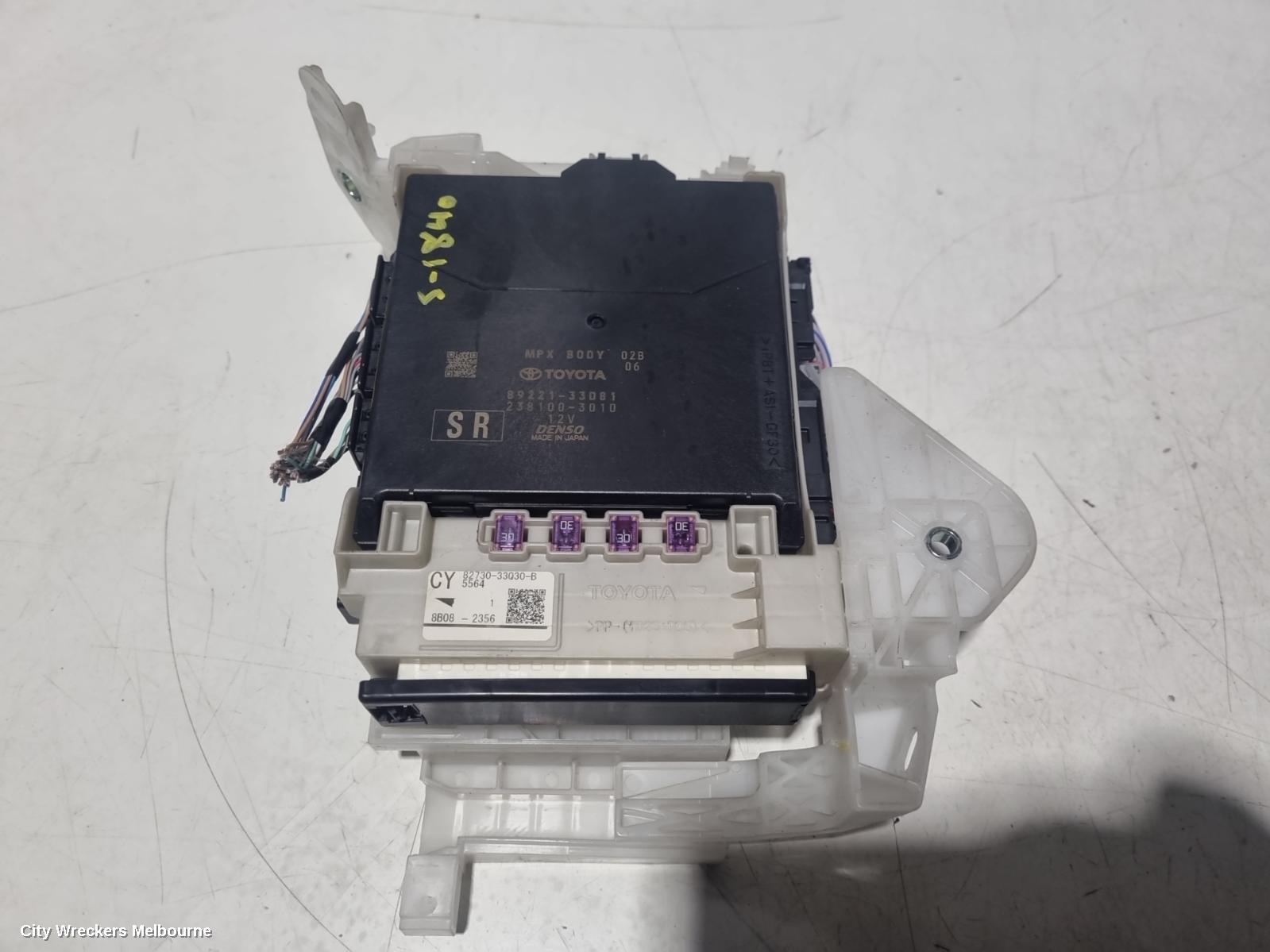 TOYOTA CAMRY FUSE BOX, UNDER DASH, XV70, 09/2017 ONWARDS - Image 3