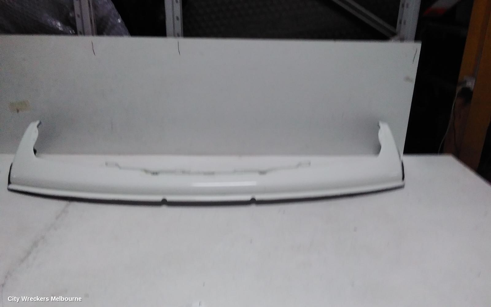 NISSAN NAVARA FRONT BUMPER, D40 (VIN VSK), BUMPER BAR, PARTIALLY COLOUR CODED, SPANISH BUILD, 09/2005 - 01/2010 - Image 2