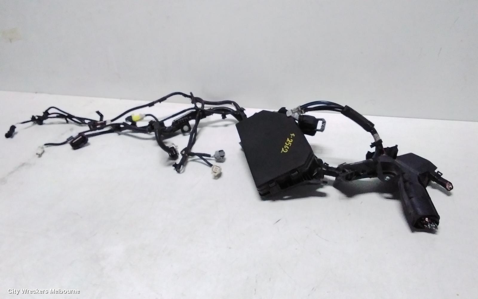 TOYOTA COROLLA FUSE BOX, ENGINE BAY, E210, 07/2018 ONWARDS - Image 2