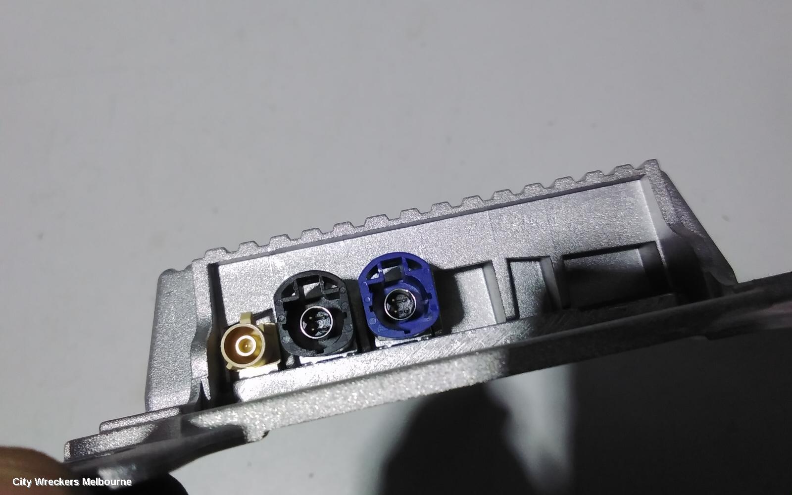 BMW 3 SERIES RADIO/CD/DVD/SAT/TV, AMPLIFIER, HARMAN KARDON, E90/E91/E92/E93, 03/2005 - 09/2013 - Image 3