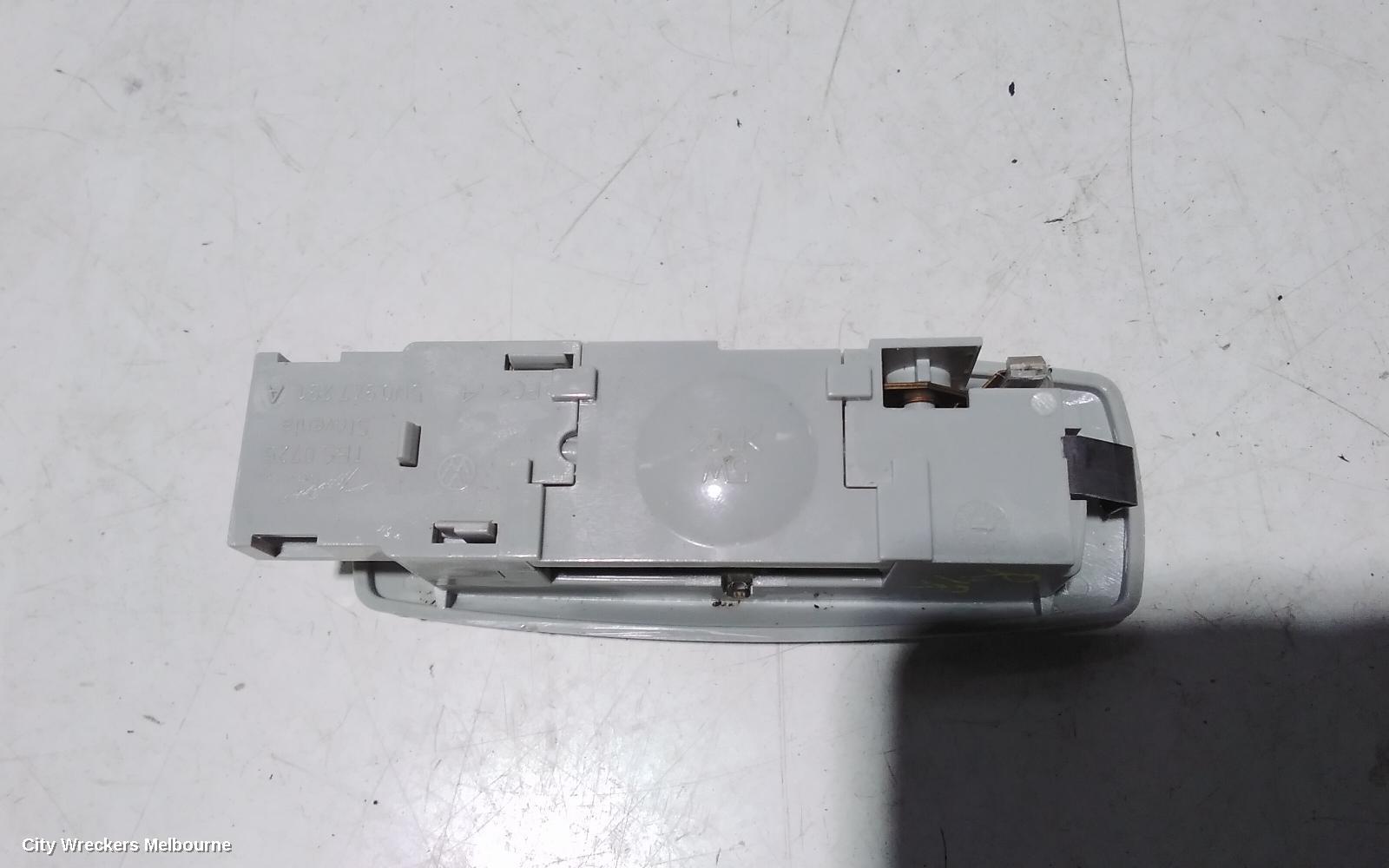 HYUNDAI GENESIS COURTESY LIGHT, DH, 11/2014 - 01/2018 - Image 3