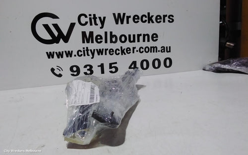 AUDI A3 RIGHT FRONT WINDOW REG/MOTOR, 8V, 4DR SEDAN, 10/2013 - 10/2020 - Image 1