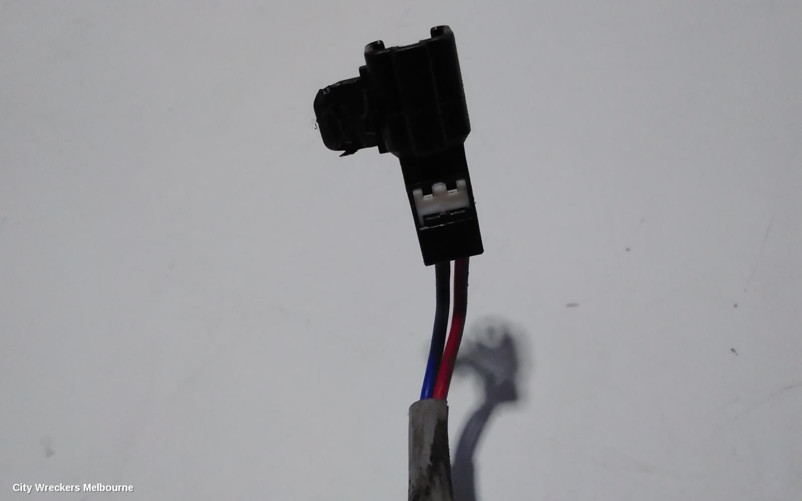 TOYOTA AVALON RIGHT FRONT WINDOW REG/MOTOR, MCX10R, POWER, CABLE TYPE, NOT GRANDE, 07/2000 - 06/2005 - Image 3