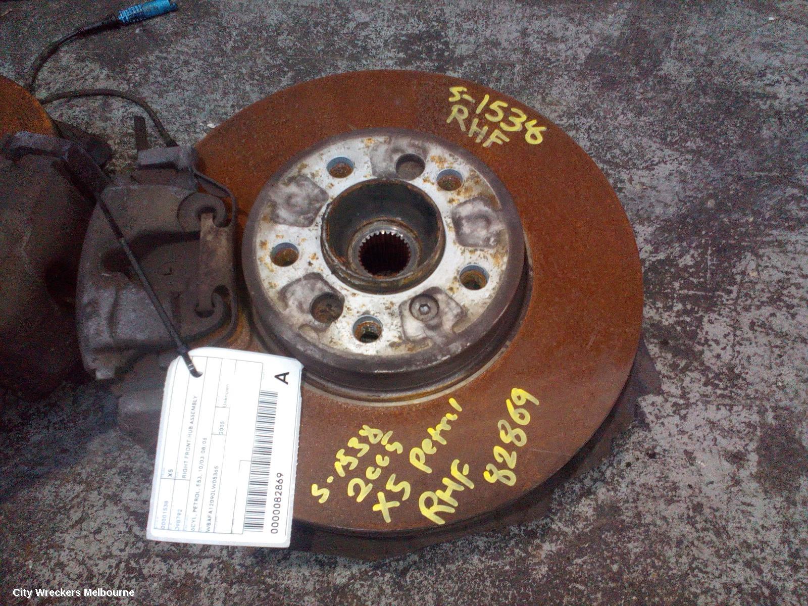 BMW X5 RIGHT FRONT HUB ASSEMBLY, 6CYL, PETROL, E53, 10/2003 - 08/2006 - Image 1