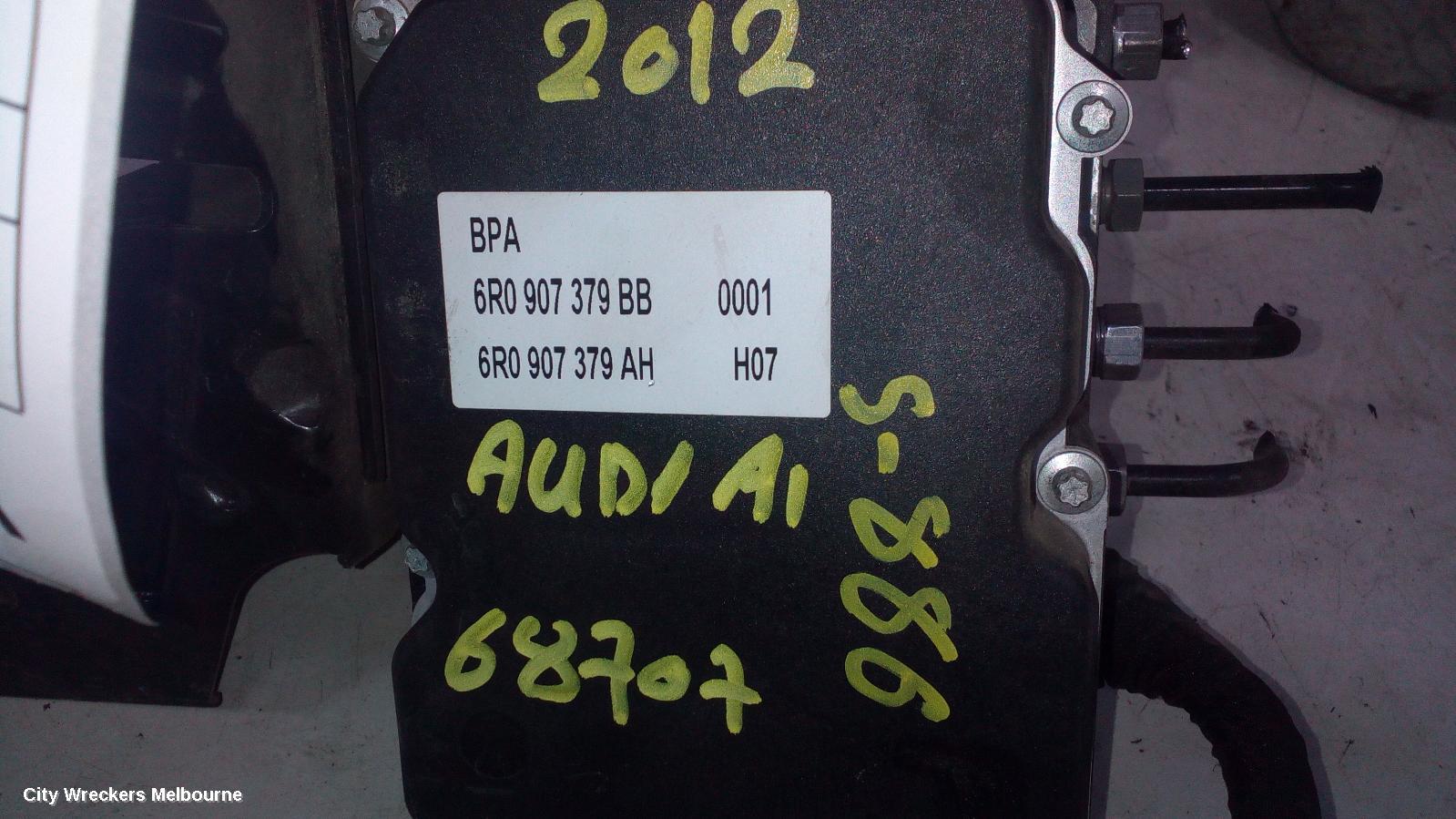 AUDI A1 ABS PUMP/MODULATOR, ON ALLOY P/N 6R0614517AM, ON MODULE P/N 6R0907379BB, 8X, 04/2011 - 11/2012 - Image 1
