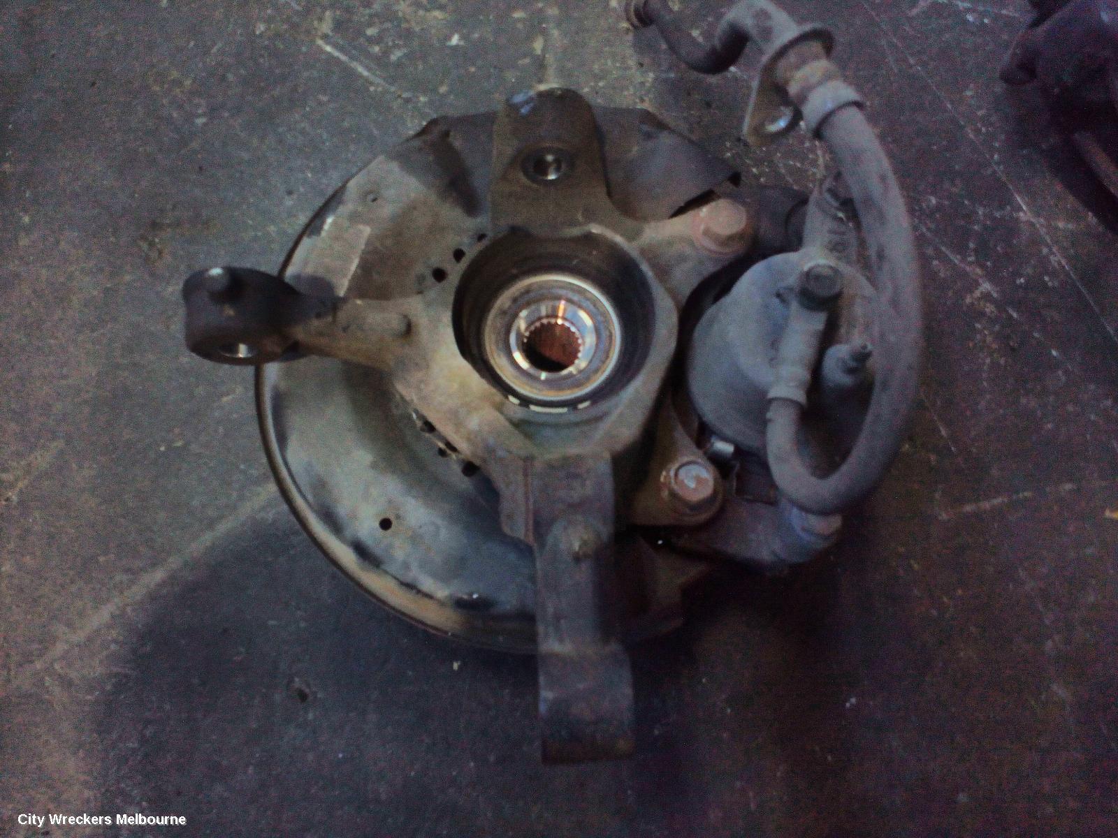 TOYOTA ECHO RIGHT REAR HUB ASSEMBLY, NON ABS TYPE, NCP10R, 10/1999 - 09/2005 - Image 3