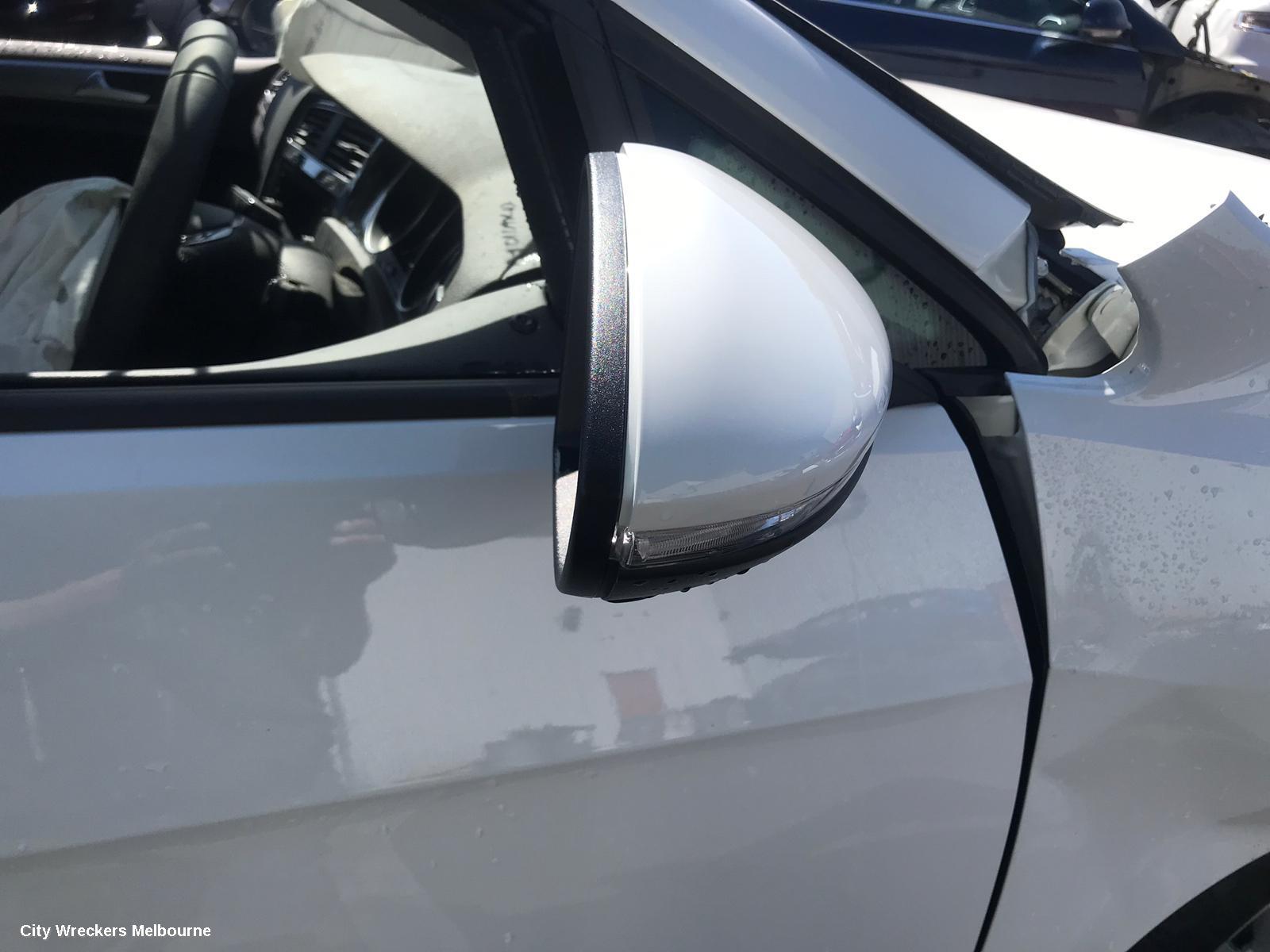 VOLKSWAGEN GOLF LEFT FRONT DOOR, GEN 7, 5DR HATCH, 12/2012 - 08/2020 - Image 3