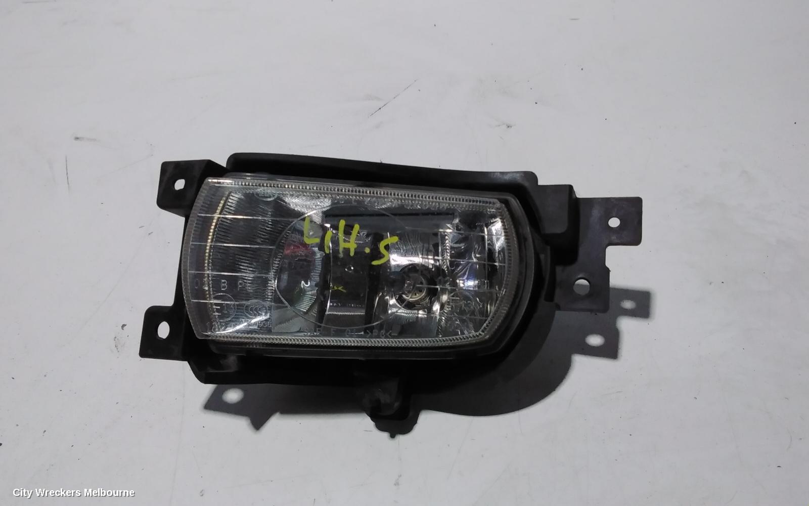 KIA CARNIVAL/GRAND CARNIVAL LEFT INDICATOR/FOG/SIDE, BUMPER FOGLAMP, VQ, 12/2005 - 12/2014 - Image 1