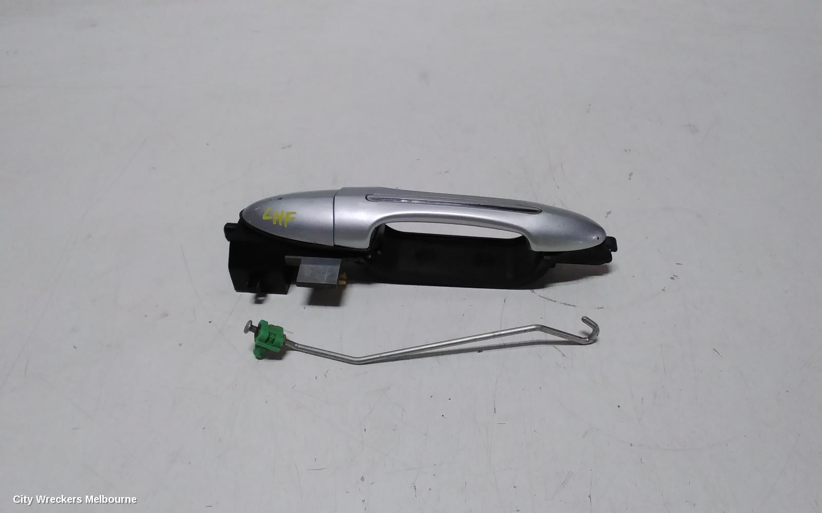 FORD ESCAPE DOOR HANDLE, OUTER, LH FRONT, ZC-ZD, 04/2006 - 01/2012 - Image 1