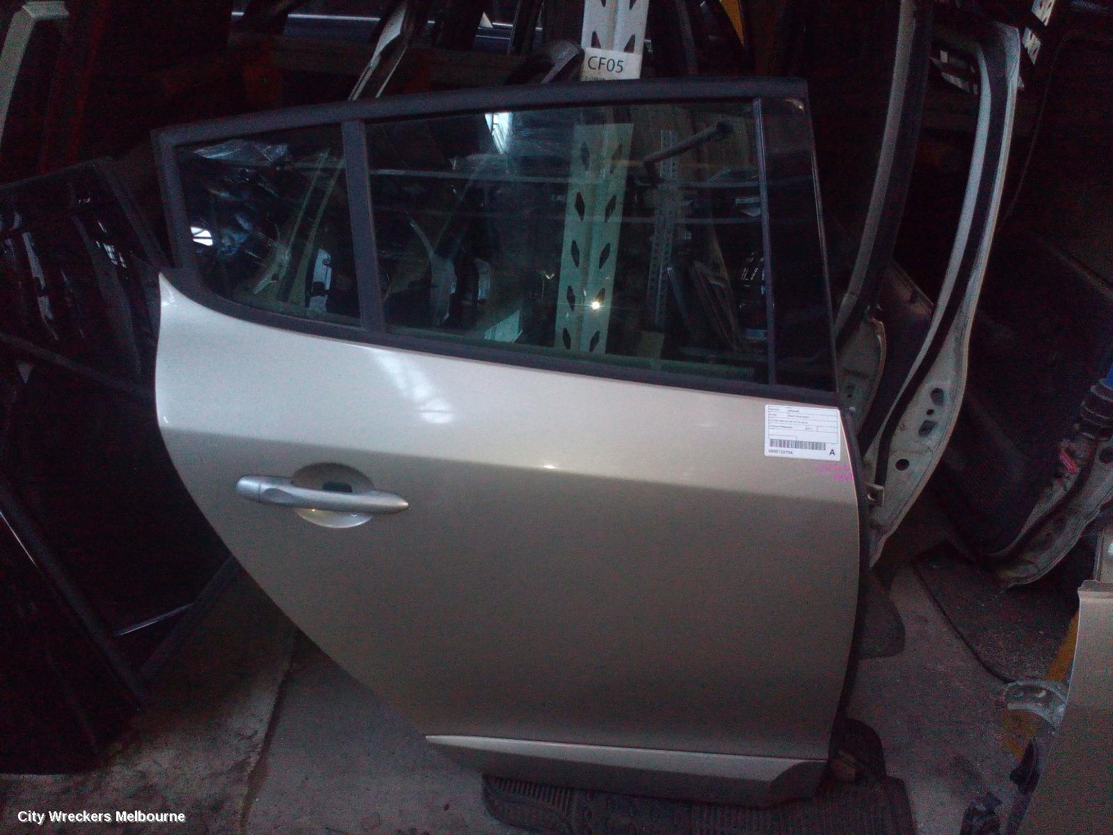 RENAULT MEGANE RIGHT REAR DOOR, X32/X95, 5DR HATCH, 09/2010 - 05/2016 - Image 2