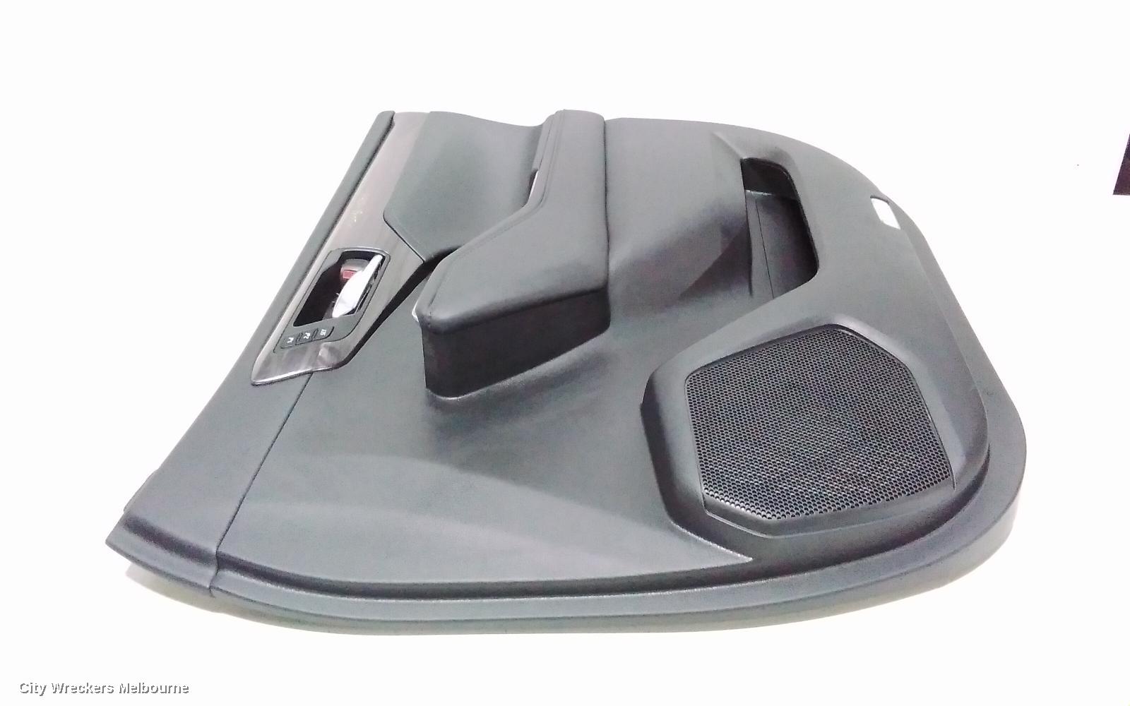 TOYOTA KLUGER DOOR TRIM, RH FRONT, XU70 SERIES, GRANDE, LEATHER, BLACK, 03/2021 ONWARDS - Image 3