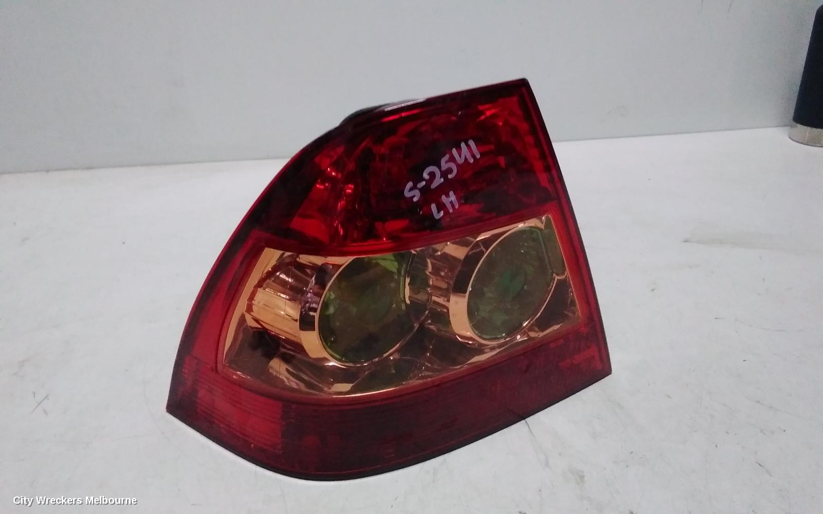 TOYOTA COROLLA LEFT TAILLIGHT, ZZE122, SEDAN, LENS# 02-91 FARBA, 04/2004 - 06/2007 - Image 2