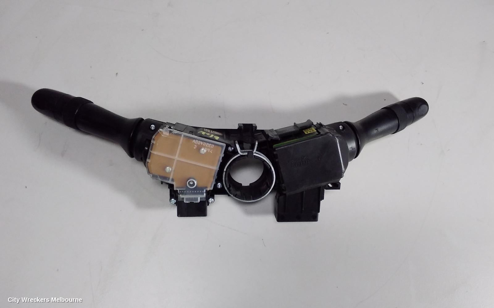 TOYOTA KLUGER COMBINATION SWITCH, FLASHER SWITCH, GSU40-GSU45, W/ FOGLAMP TYPE, 05/2007 - 12/2013 - Image 2