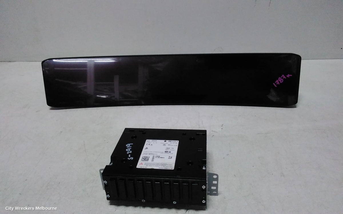 KIA SORENTO RADIO/CD/DVD/SAT/TV, DISPLAY UNIT, 12.3IN TOUCHSCREEN, W/ 12.3IN CLUSTER, MQ4, 10/2023 ONWARDS - Image 2