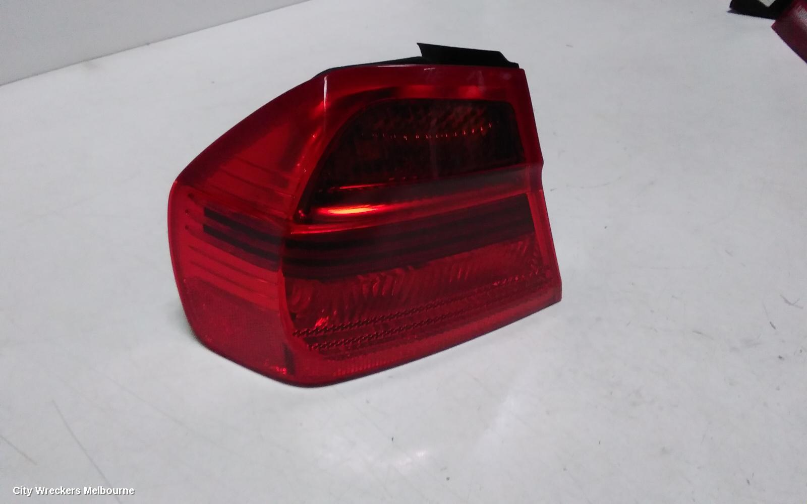 BMW 3 SERIES LEFT TAILLIGHT, E90, SEDAN, NON LED TYPE, 03/2005 - 10/2008 - Image 3