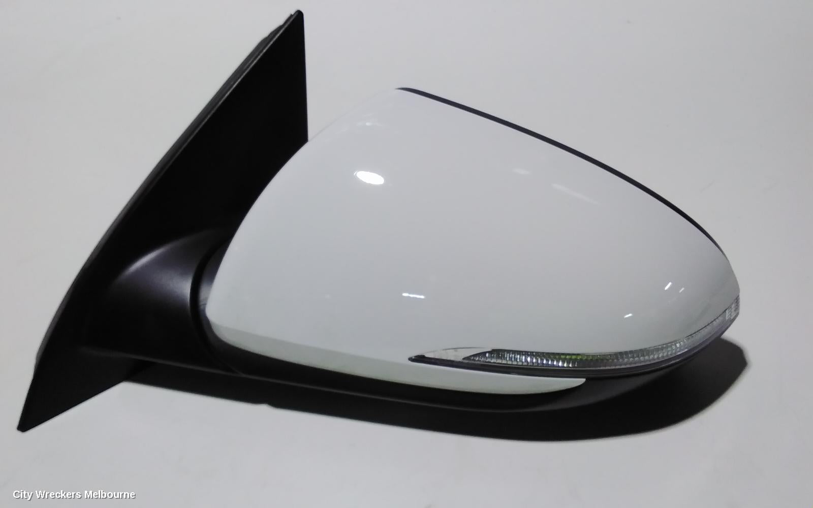 HYUNDAI I30 LEFT DOOR MIRROR, PD, HATCH (S.KOREA VIN KMHH), POWER FOLD, W/ INDICATOR, NON BLIND SPOT TYPE, 03/2017 ONWARDS - Image 3