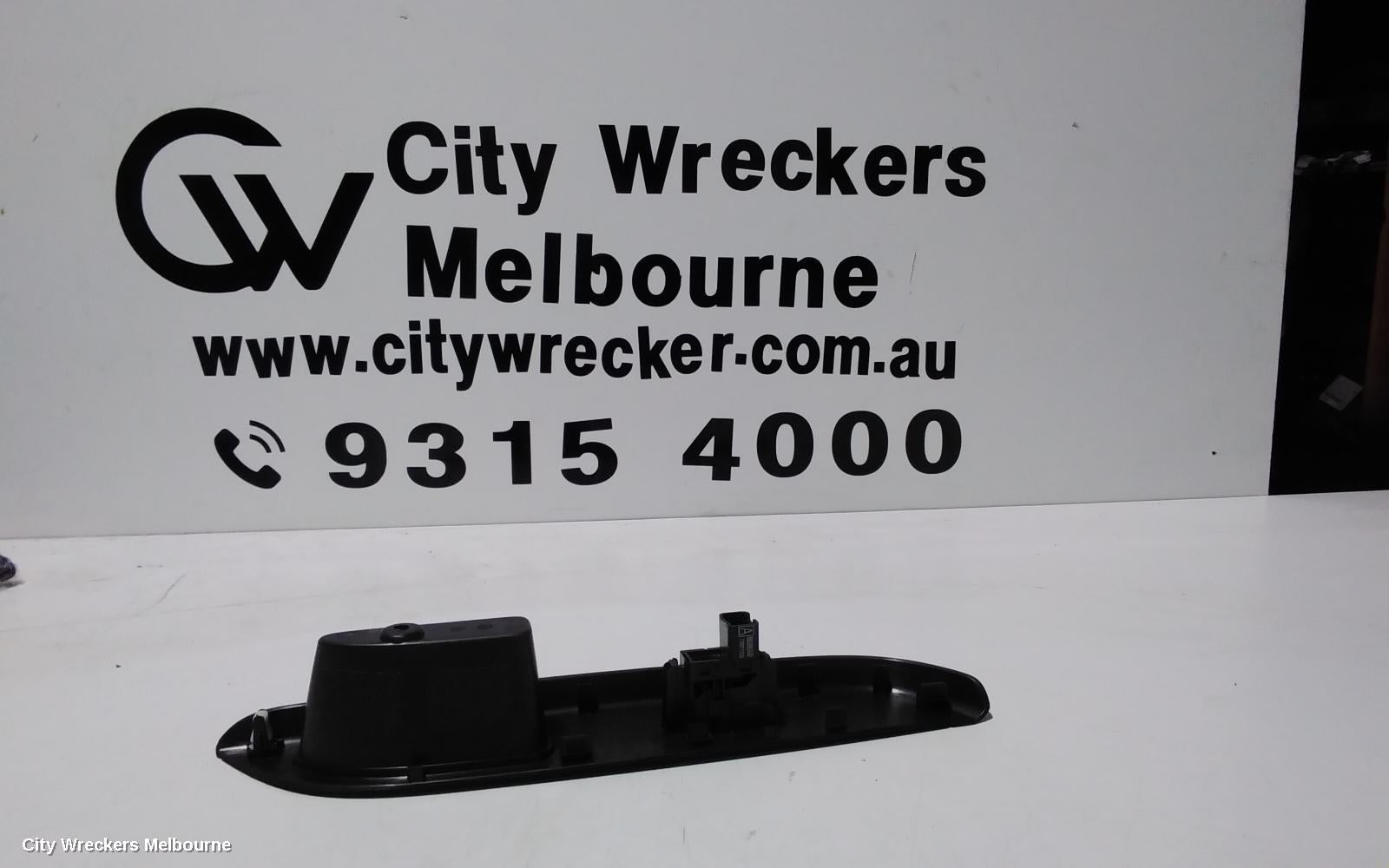 MITSUBISHI TRITON PWR DR WIND SWITCH, LH FRONT/LH REAR/RH REAR MQ-MR, 04/2015 ONWARDS - Image 2