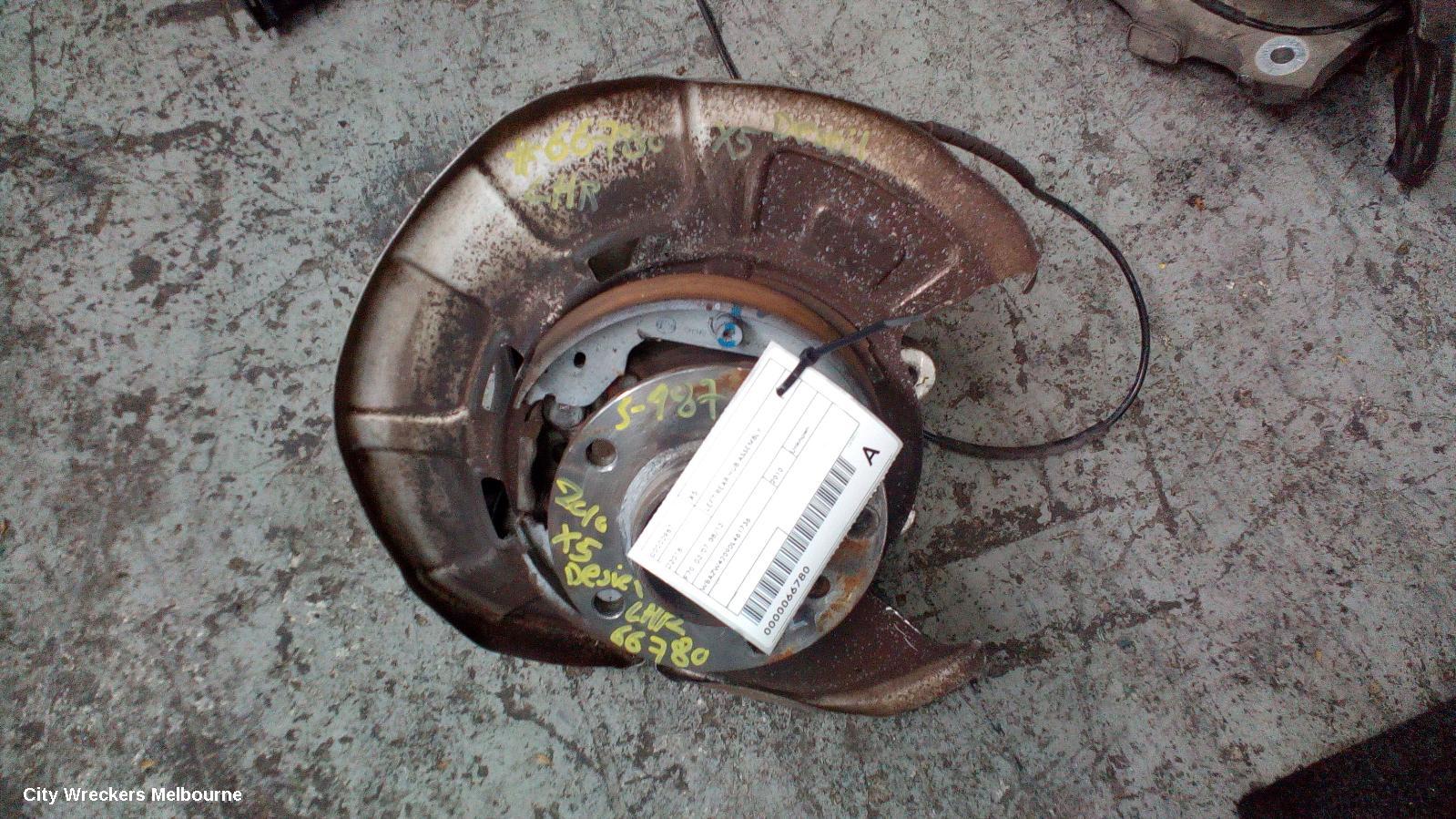 BMW X5 LEFT REAR HUB ASSEMBLY, E70, 12/2006 - 08/2013 - Image 1