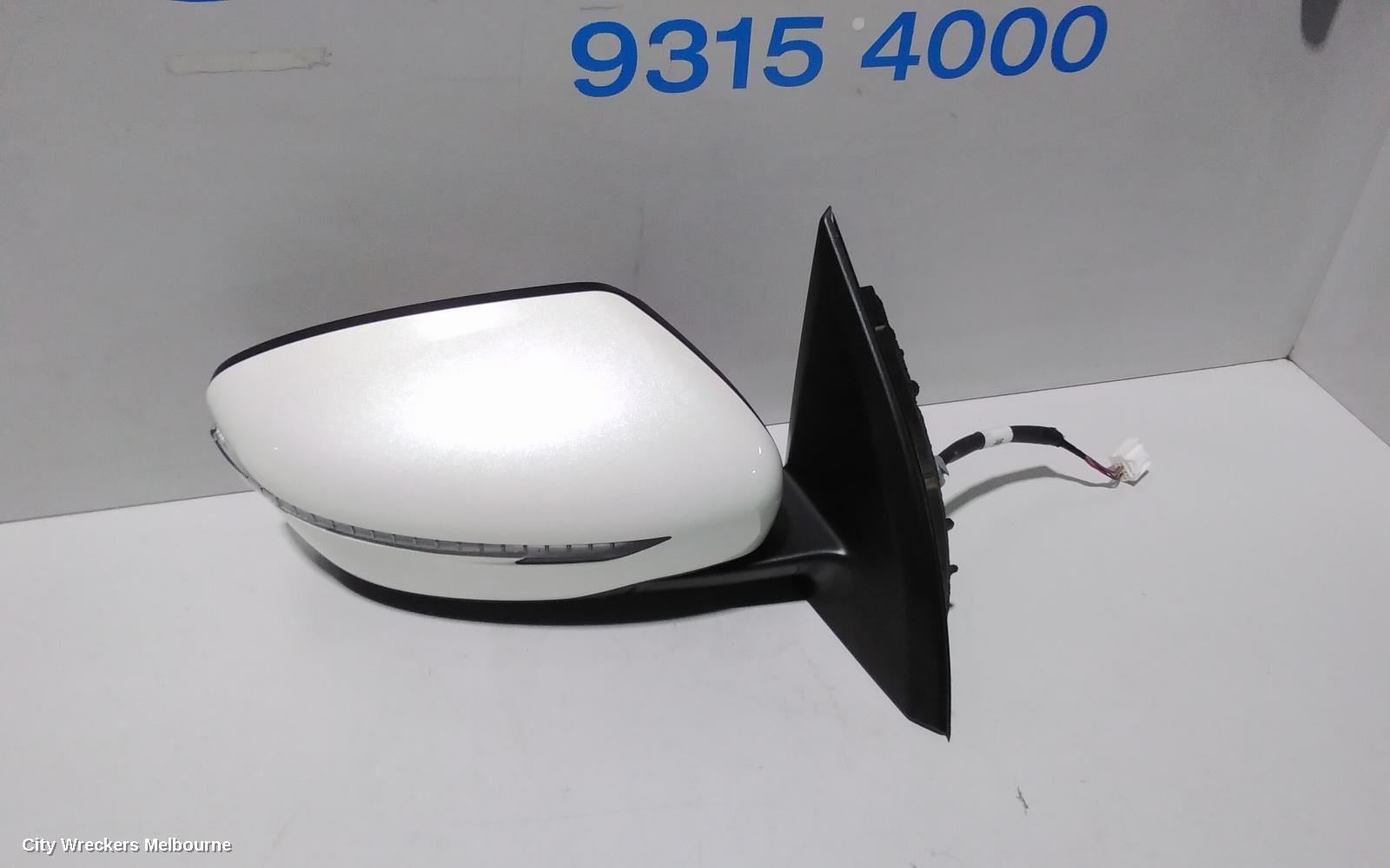 NISSAN QASHQAI RIGHT DOOR MIRROR, J11, ST, MANUAL FOLD, 06/2014 - 06/2017 - Image 3